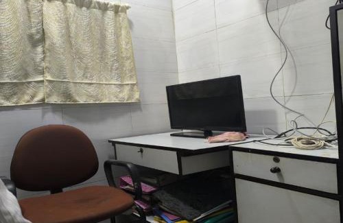 Bandra East Apartment | Hotel Anil Residency