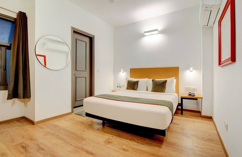 Faridabad Hotel | Hotel Aravali Inn & Banquet Hall