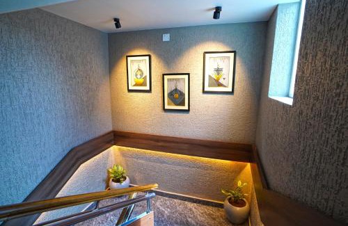 Bhadrak Hotel | Hotel Atithi