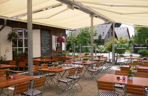 Rhein-Erft-Kreis District Hotel | Hotel Auerhahn