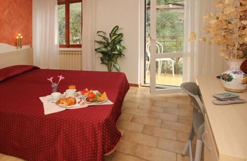 Limone sul Garda Hotel | Hotel Augusta Garni