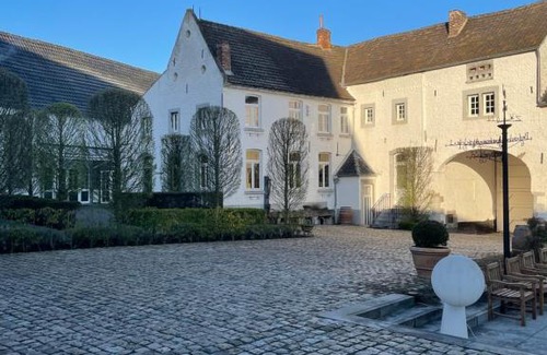 Walshoutem Hotel | Hotel Aulnenhof