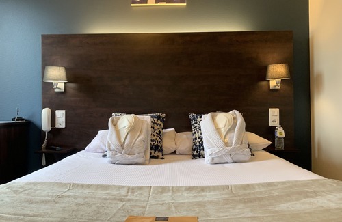 Onet-le-Chateau Hotel | Hotel Aux Berges de l'Aveyron