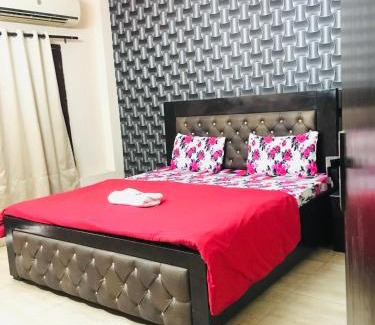 Sector 40 Hotel | Hotel Awesome Sec-40 'Couple Friendly ' Gurgaon