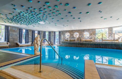 Frantiskovy Lazne Hotel | Hotel Bajkal