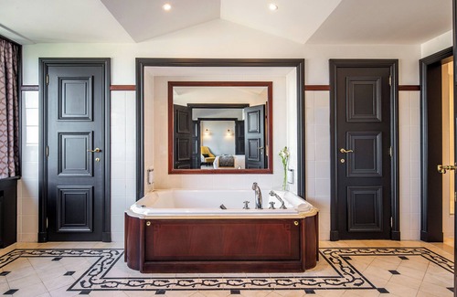 Postel Hotel | Hotel Barsey by Warwick