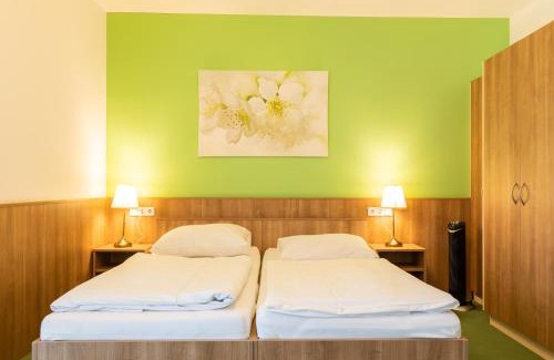Rauchenwarth Hotel | Hotel Bauer