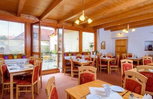 Hloubetin Hotel | Hotel BELLA