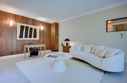Couronne Urbaine Hotel | Hôtel Bellegarde by Viktor