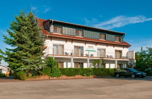 Leeheim Hotel | Hotel Bett & Frühstück