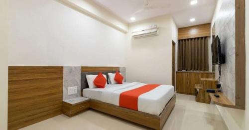 Maninagar Hotel | HOTEL BHAVYA