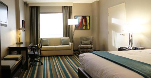 Southeast Calgary Hotel | Hotel Blackfoot