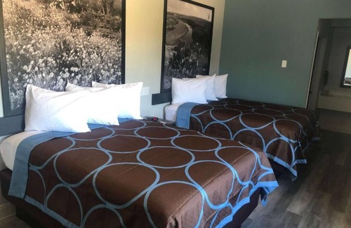 Spring Hotel | Hotel Blue Spring