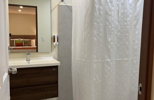 Orotina Hotel | Hotel Boutique Iguana Verde
