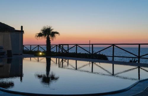 Pantelleria Hotel | Hotel Bue Marino