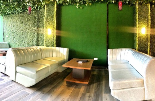 Jos Hotel | Hotel by Luxury L'auberge
