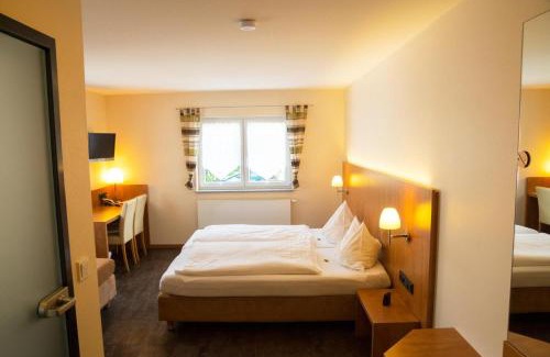 Grossostheim Hotel | Hotel Cafe Kern
