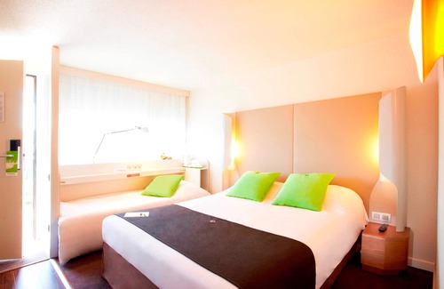 Ecole-Valentin Hotel | Hotel Campanile Besancon Nord - Ecole Valentin