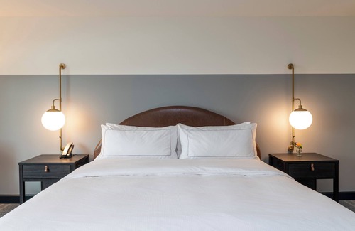 Canandaigua Hotel | Hotel Canandaigua, Tapestry Collection by Hilton
