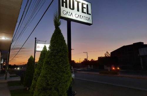 Yuriria Hotel | Hotel Casa Garatusa