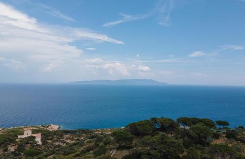 Isola del Giglio Hotel | Hotel Castello Monticello