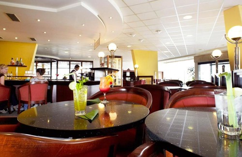 Hradec Kralove Hotel | Hotel Cernigov