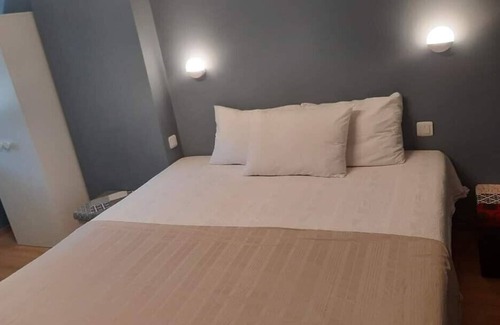 Meudon-la-Foret Hotel | Hotel Chantecler