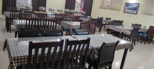 Srinagar Hotel | Hotel curio's All seasons