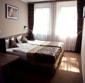Pokrzywna Hotel | Hotel Dębowe Wzgórze Wellness & Spa
