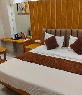 Pitampura Hotel | Hotel D plaza