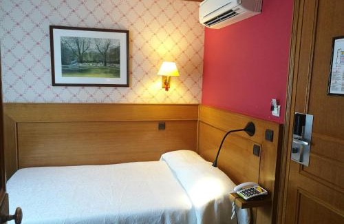 6th Arrondissement Hotel | Hotel de Fleurie - Saint-Germain-des-Pres