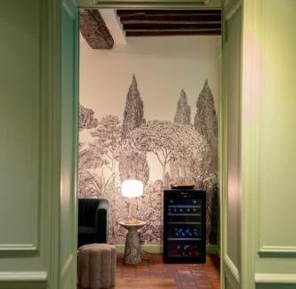 6th Arrondissement Hotel | Hotel de Fleurie - Saint-Germain-des-Pres