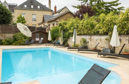 La Chartre-sur-le-Loir Hotel | Hotel De France - LOGIS DE FRANCE