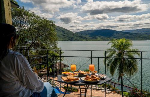 Coronel Moldes Hotel | Hotel Del Dique