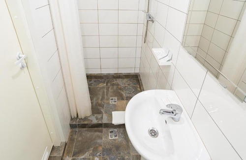 Kolpino Hotel | Hotel Den i Noch