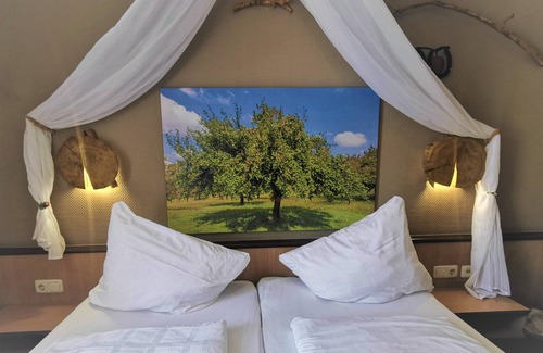 Werbach Hotel | Hotel Drei Lilien