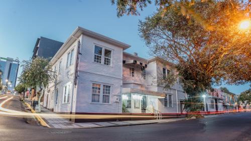 Amon Hotel | Hotel Dunn Inn