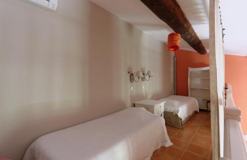 Beaucaire Hotel | HOTEL et APPARTEMENTS DOMAINE DES CLOS - Teritoria