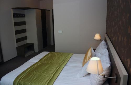 Gunaras Hotel | Hotel Európa Gunaras