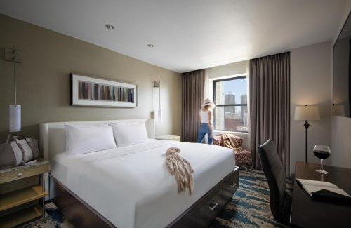 Near North Side Hotel | Hotel Felix