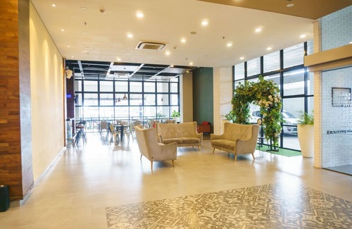 Jember Hotel | Hotel FortunaGrande Jember
