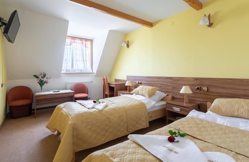 Nowy Targ Hotel | Hotel Góralski Raj