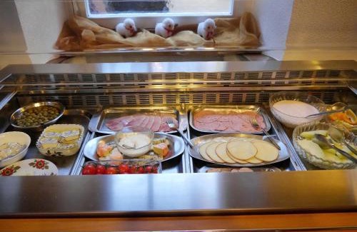 Diedesheim Hotel | Hotel-Gasthof-Destille-Eisenbahn