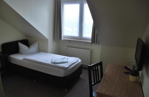 Oberthulba Hotel | Hotel Gasthof Waldeck