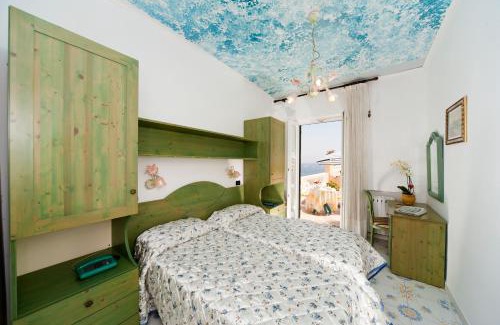 Ischia Porto Hotel | Hotel Giardino Delle Ninfe E La Fenice