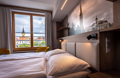 Caslav Hotel | Hotel GRAND