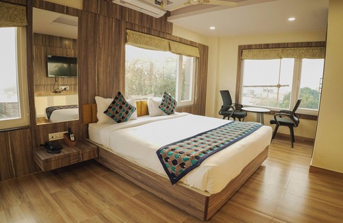 Bistupur Hotel | Hotel Grand Residency