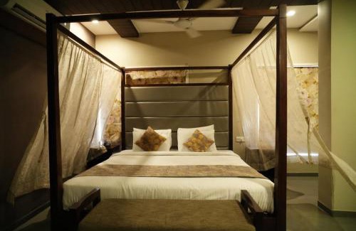 Valsad Hotel | HOTEL GRANDEUR