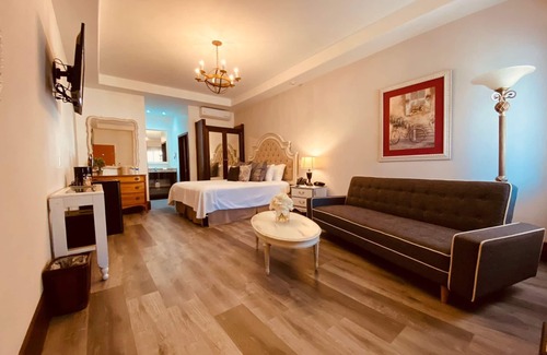 Tecate Hotel | Hotel Hacienda Santana