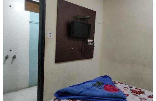 Abu Road House | Hotel heena plaza, mount abu